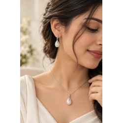 Lumière Teardrop Necklace & Earring Set | ASVIYA