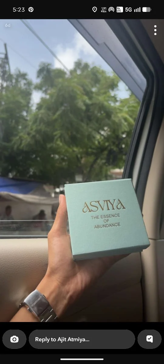 ASVIYA jewellery box held by a customer